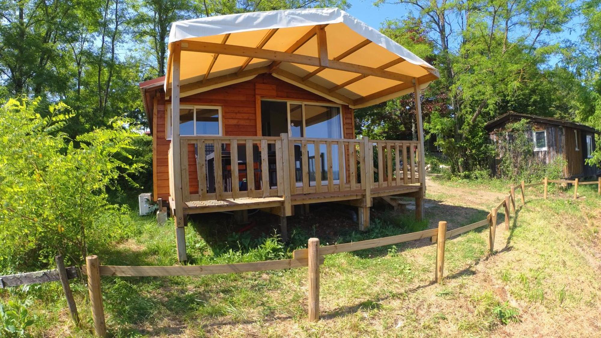 Camping Les Terrasses De Dordogne Rouffignac Saint-Cernin المظهر الخارجي الصورة