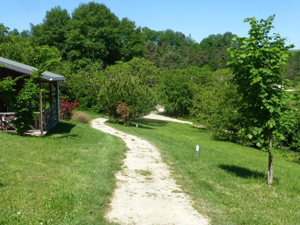 Camping Les Terrasses De Dordogne Rouffignac Saint-Cernin المظهر الخارجي الصورة